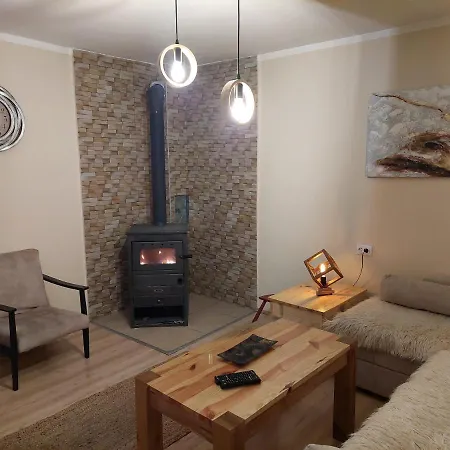 Seoska Kuca Rakic - Tara